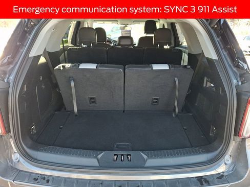 Certified 2021 Ford Explorer XLT w/ Equipment Group 202A image 27