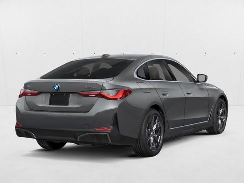 New 2026 BMW i4 eDrive40 RWD image 2