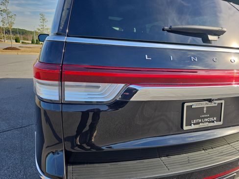 Used 2024 Lincoln Navigator Reserve image 36