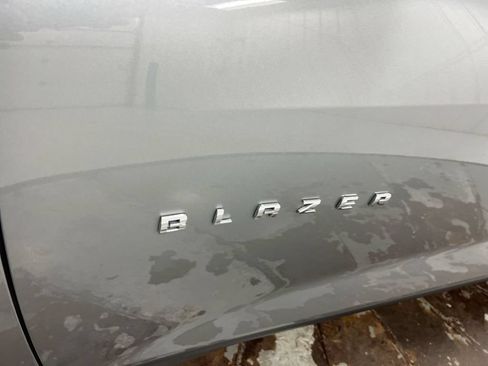 Used 2023 Chevrolet Blazer LT FWD image 25