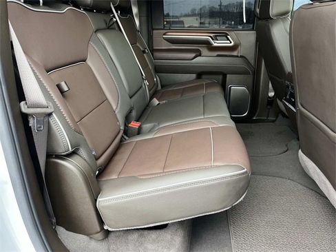 Used 2024 GMC Sierra 2500 Denali w/ Denali Reserve Package image 29