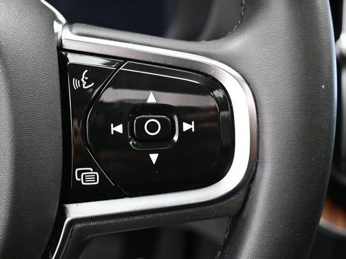 Used 2024 Volvo XC60 B5 Plus w/ Protection Package Premier AWD/4WD image 20