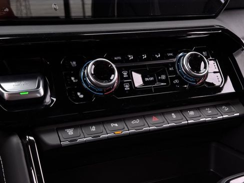 New 2026 GMC Sierra 2500 AT4X image 16