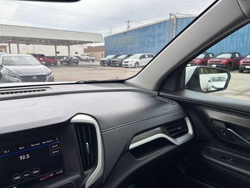 Used 2024 GMC Terrain SLE FWD image 34