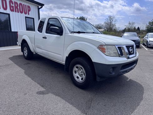 Used 2018 Nissan Frontier S RWD image 4