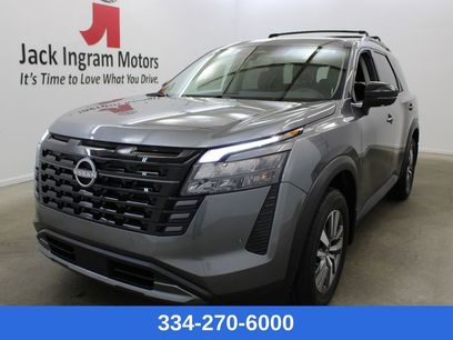 New 2026 Nissan Pathfinder SL