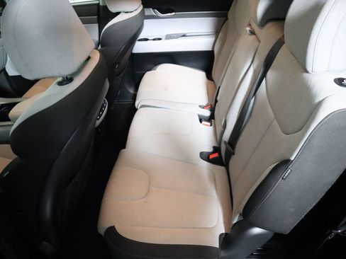 Used 2024 Hyundai Palisade SE image 53