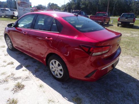 Used 2021 Kia Rio S image 4