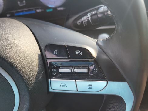 Used 2024 Hyundai Elantra SEL w/ Convenience Package FWD image 26