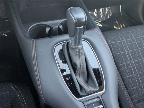 Used 2024 Honda HR-V Sport image 12