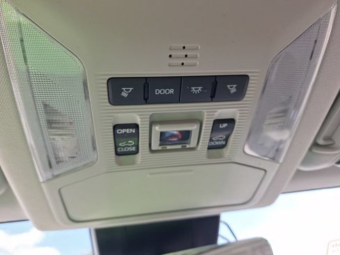 Used 2025 Toyota RAV4 XLE w/ Convenience Package AWD/4WD image 29