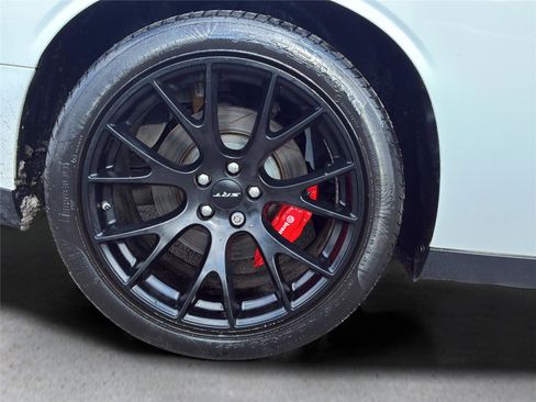 Used 2015 Dodge Challenger SRT Hellcat image 43