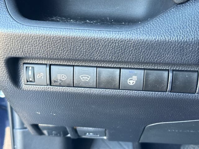 Used 2023 Toyota RAV4 XLE w/ XLE Grade Weather Package AWD/4WD image 33
