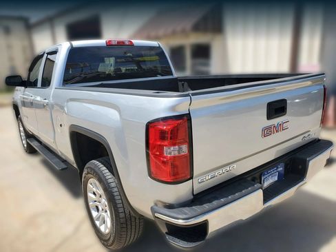 Used 2017 GMC Sierra 1500 SLE w/ SLE Value Package AWD/4WD image 11
