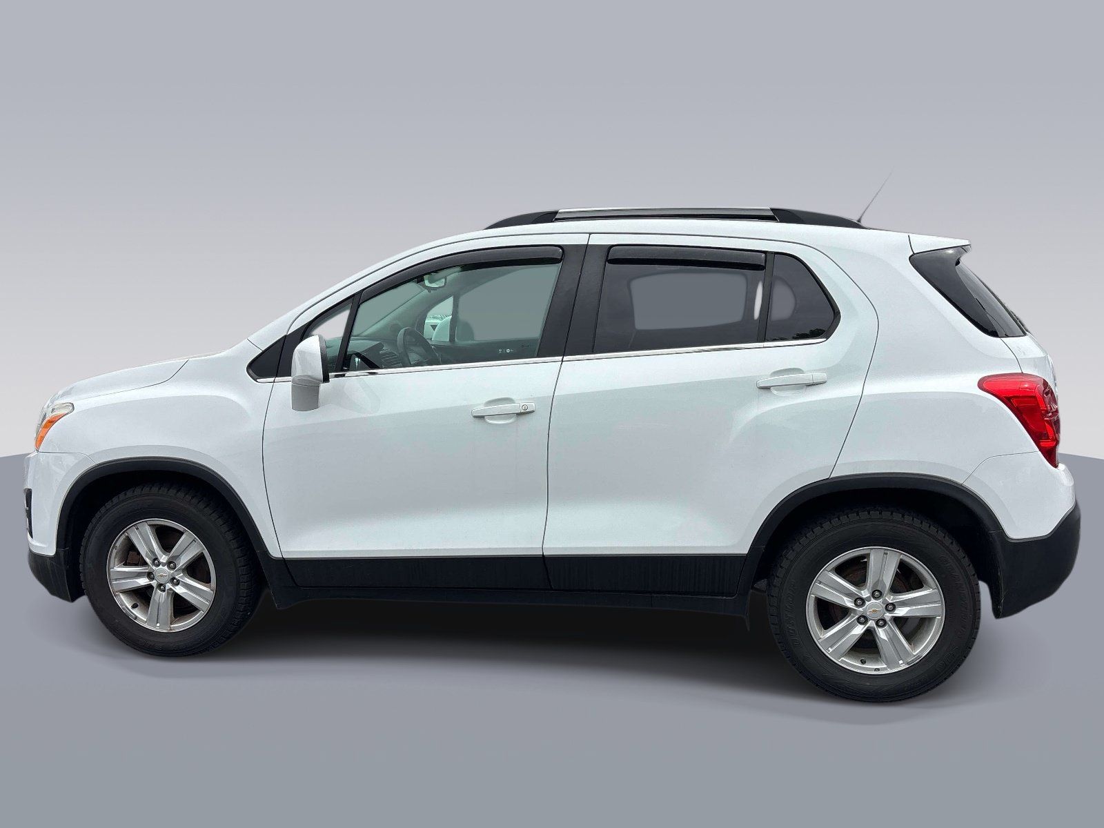 Used 2016 Chevrolet Trax LT w/ LT Convenience Package FWD image 5