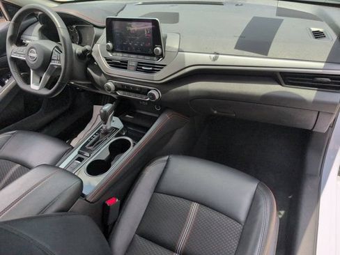 Used 2025 Nissan Altima 2.5 SR AWD/4WD image 31