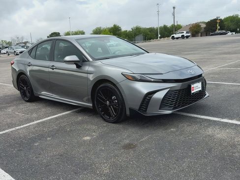 Certified 2026 Toyota Camry SE w/ Convenience Package FWD image 2