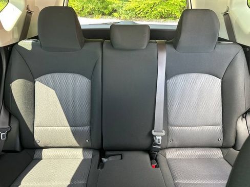 Used 2025 Kia Soul LX w/ LX Technology Package FWD image 33