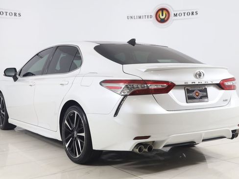 Used 2019 Toyota Camry XSE FWD image 4