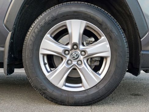Used 2023 Toyota RAV4 XLE w/ Convenience Package AWD/4WD image 12