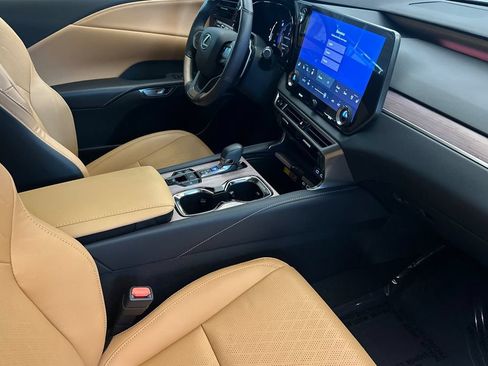 Certified 2024 Lexus RX 350 w/ Convenience Package AWD/4WD image 16