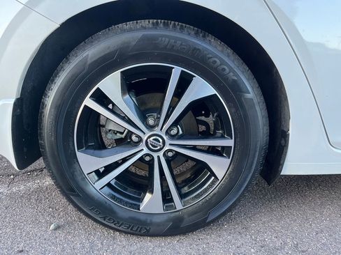 Used 2021 Nissan Sentra SV image 11