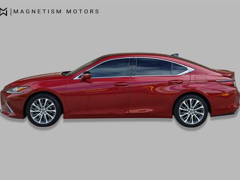 Used 2021 Lexus ES 350 w/ Premium Package FWD image 2