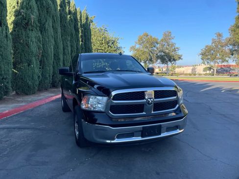 Used 2013 RAM 1500 Classic SLT RWD image 2