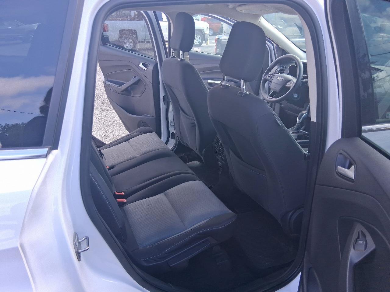Used 2018 Ford Escape SE AWD/4WD image 12
