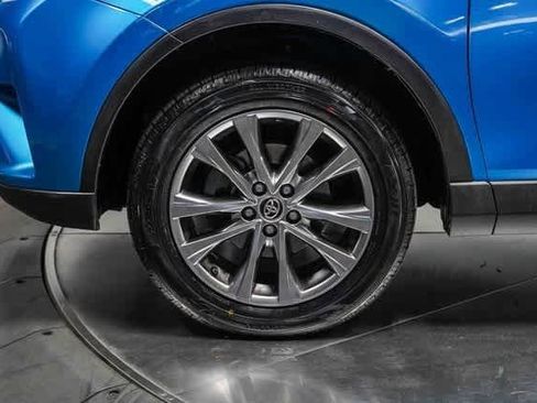 Certified 2018 Toyota RAV4 Limited image 10