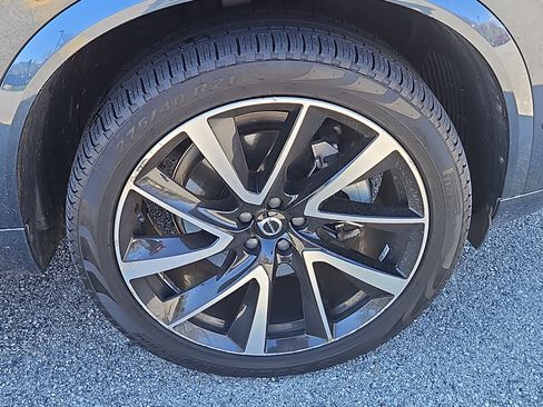 Used 2023 Volvo XC90 B6 Plus w/ Protection Package Premier image 31