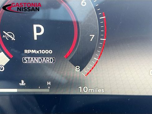 Used 2026 Nissan Kicks SR FWD image 15