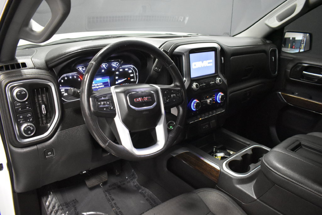 Used 2021 GMC Sierra 1500 Elevation w/ LPO, Elevation Black Package AWD/4WD image 4
