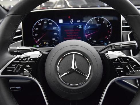 Used 2026 Mercedes-Benz E 350 4MATIC Sedan w/ Driver Assistance Package image 23