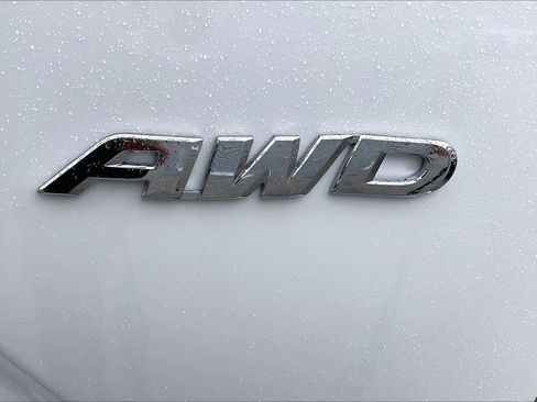 Used 2021 Honda CR-V EX image 10