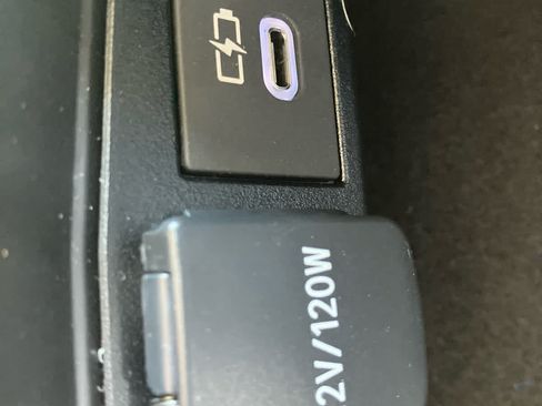 Used 2025 Toyota Corolla LE FWD image 26