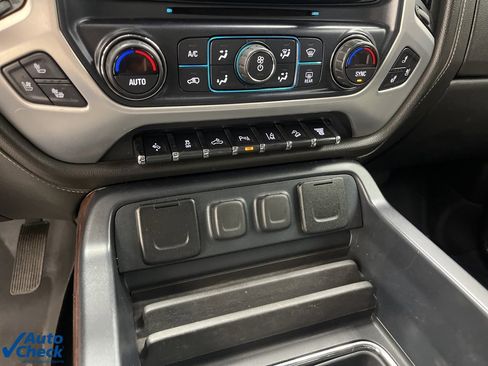 Used 2017 GMC Sierra 2500 SLT w/ Duramax Plus Package image 24