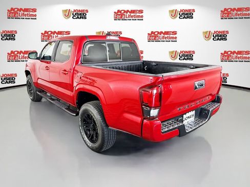 Used 2021 Toyota Tacoma SR w/ SR Convenience Package RWD image 2