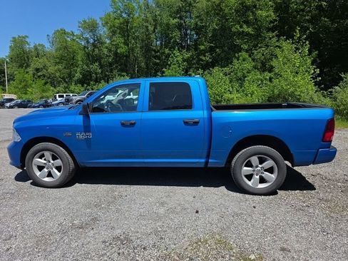 Used 2022 RAM 1500 Express w/ Wheel & Sound Group AWD/4WD image 7