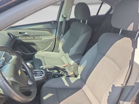 Used 2011 Chevrolet Cruze LT FWD image 17