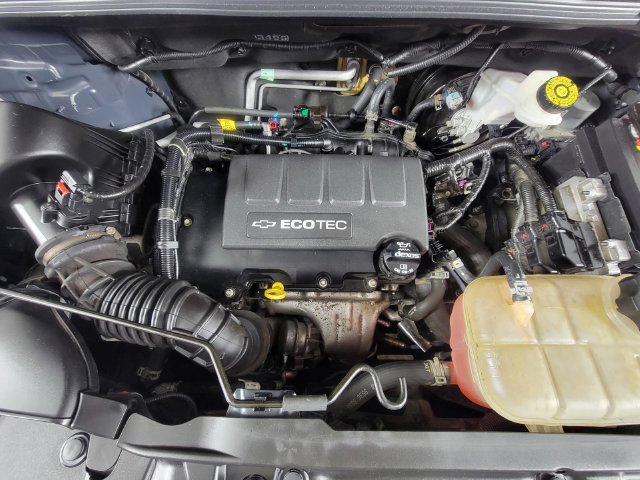 Used 2017 Chevrolet Trax LT w/ LT Convenience Package FWD image 35