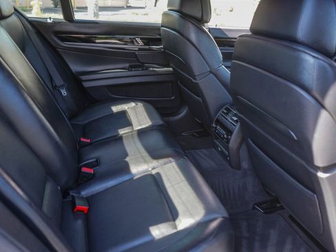 Used 2012 BMW ALPINA B7 image 23