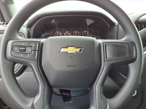 Used 2026 Chevrolet Silverado 1500 Custom image 26