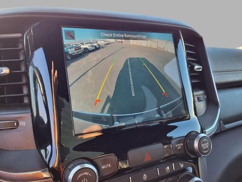 Used 2024 RAM 1500 Laramie image 6