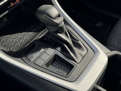 Used 2024 Toyota RAV4 XLE image 32