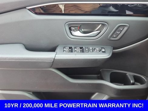 Used 2025 Honda Pilot EX-L image 30