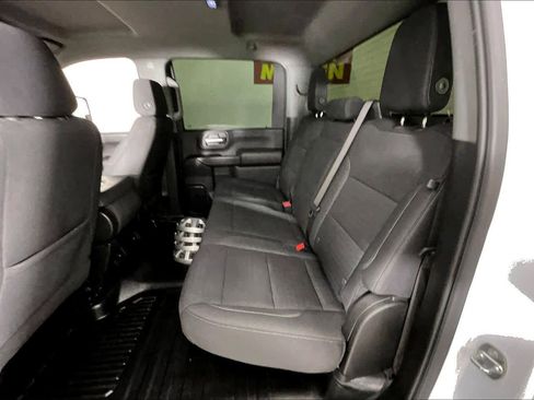 Certified 2024 GMC Sierra 2500 Pro w/ Convenience Package image 11