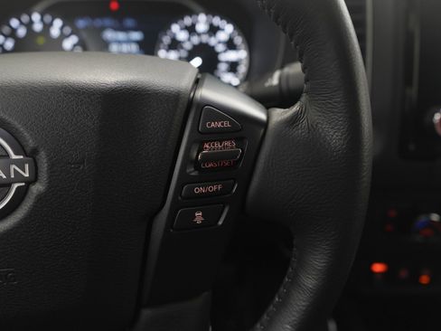 Used 2024 Nissan Frontier SL w/ Technology Package image 27