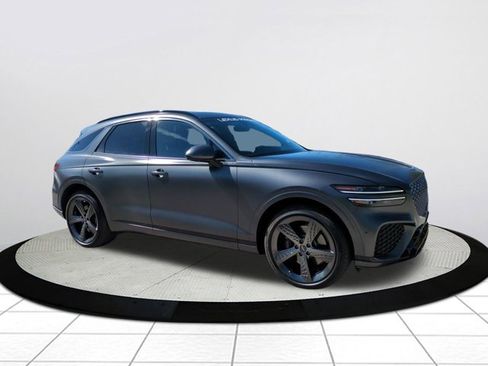 Used 2023 Genesis GV70 2.5T w/ Sport Prestige Package image 1