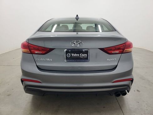 Used 2018 Hyundai Elantra Sport image 6